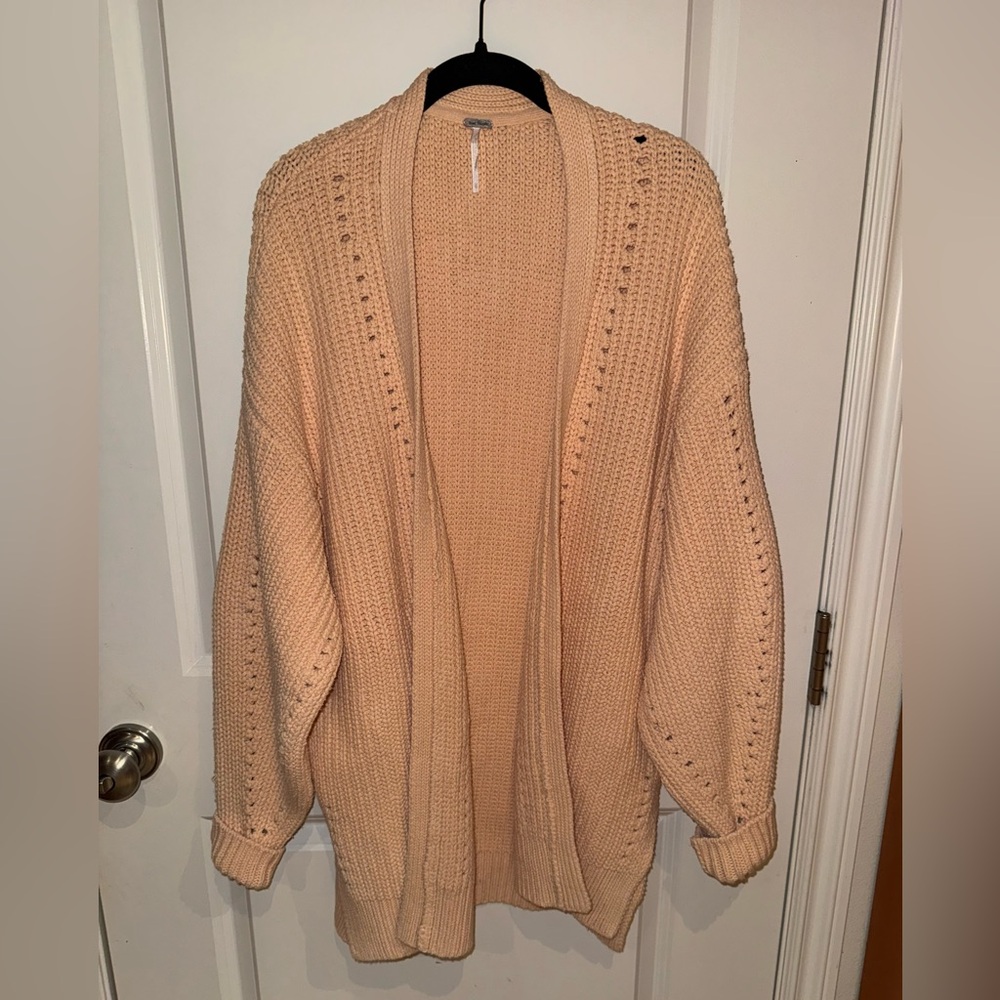 Free People Nightingale Cardi in light Peach xs oversized